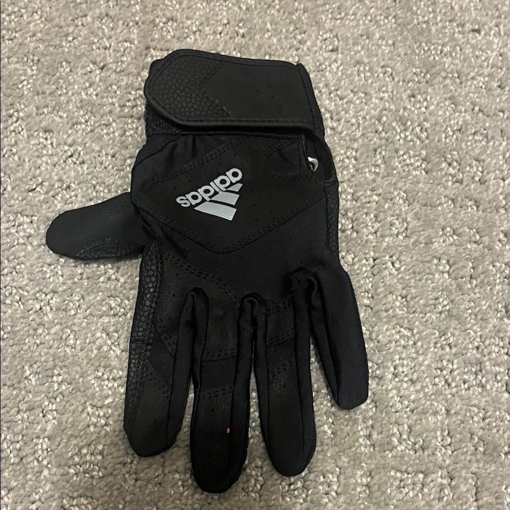 NWOT New Adidas Boys Baseball Black Gloves Size M